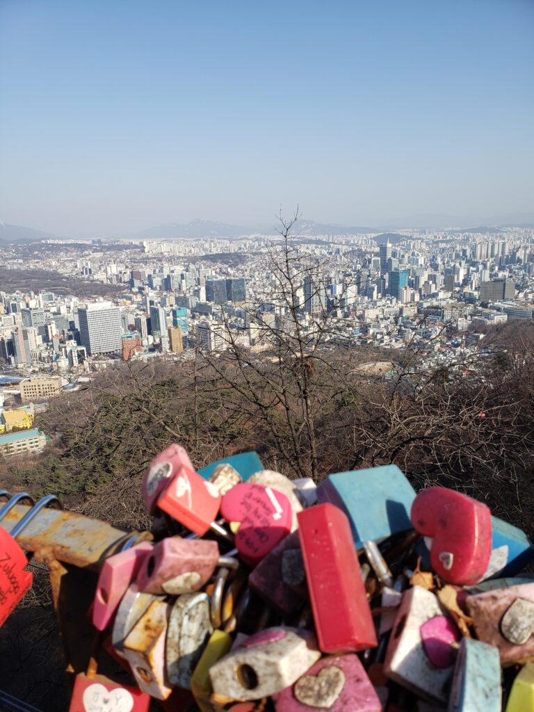 次の観光旅行はここ！韓国デートスポットの定番！南山タワー