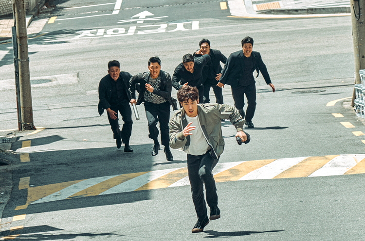 【アマプラで2月配信開始】注目の韓国映画5選！社会問題になったブラックコメディ作品も Amazonプライム