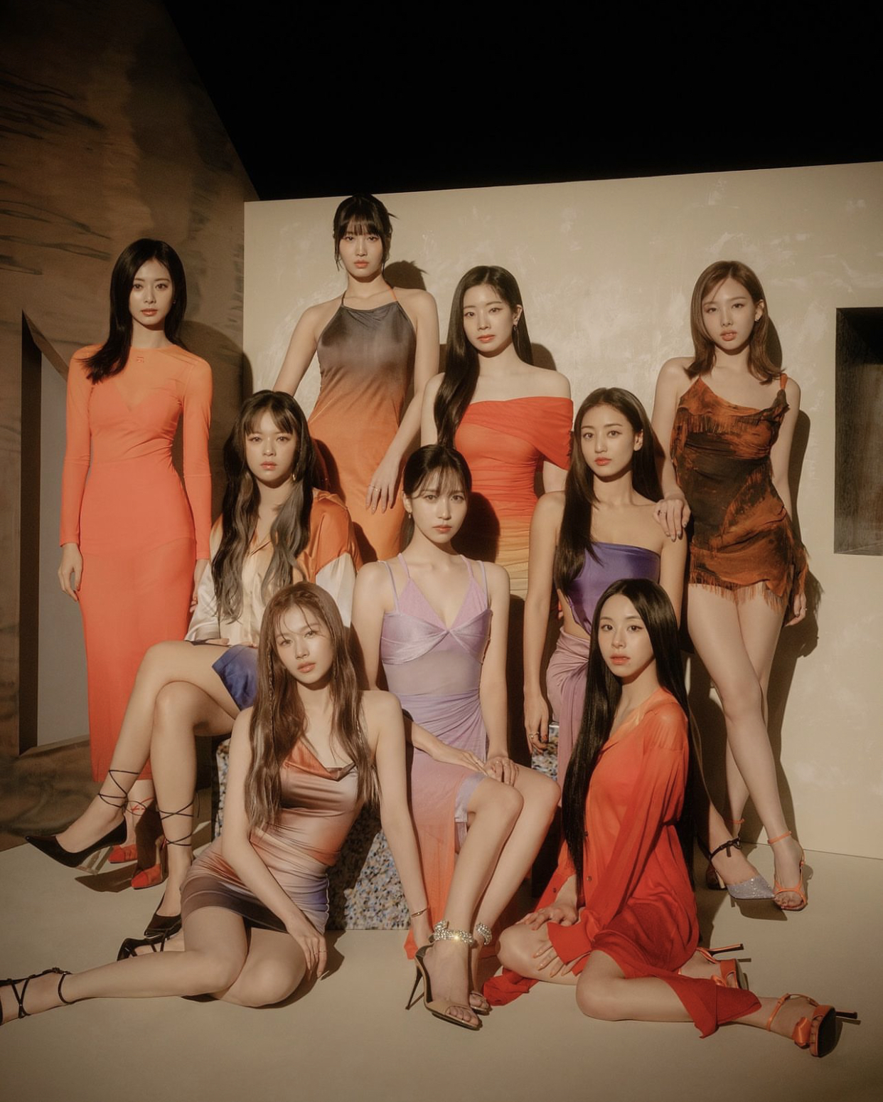【TWICE】新曲「ONE SPARK」MVでビジュアル爆発!KPOP女王の貫禄を見せつける 1 【TWICE】新曲「ONE SPARK」MVでビジュアル爆発!KPOP女王の貫禄を見せつける K-POP