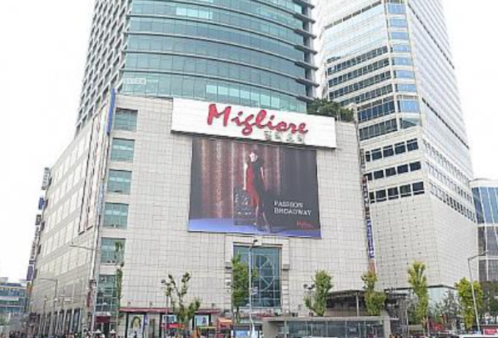 韓国の夜は東大門がマスト♡買い物スポットから、実際に役立つ“値切りのコツ”まで紹介 東大門