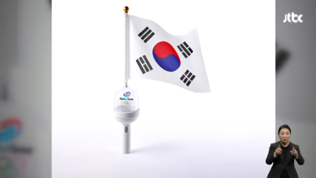 【ペンラ騒動は誤報だった?】「ペンライトは韓国から始まった」に批判殺到したものの・・・ 1 【ペンラ騒動まとめ】「ペンライトは韓国から始まった」に批判殺到したものの・・・