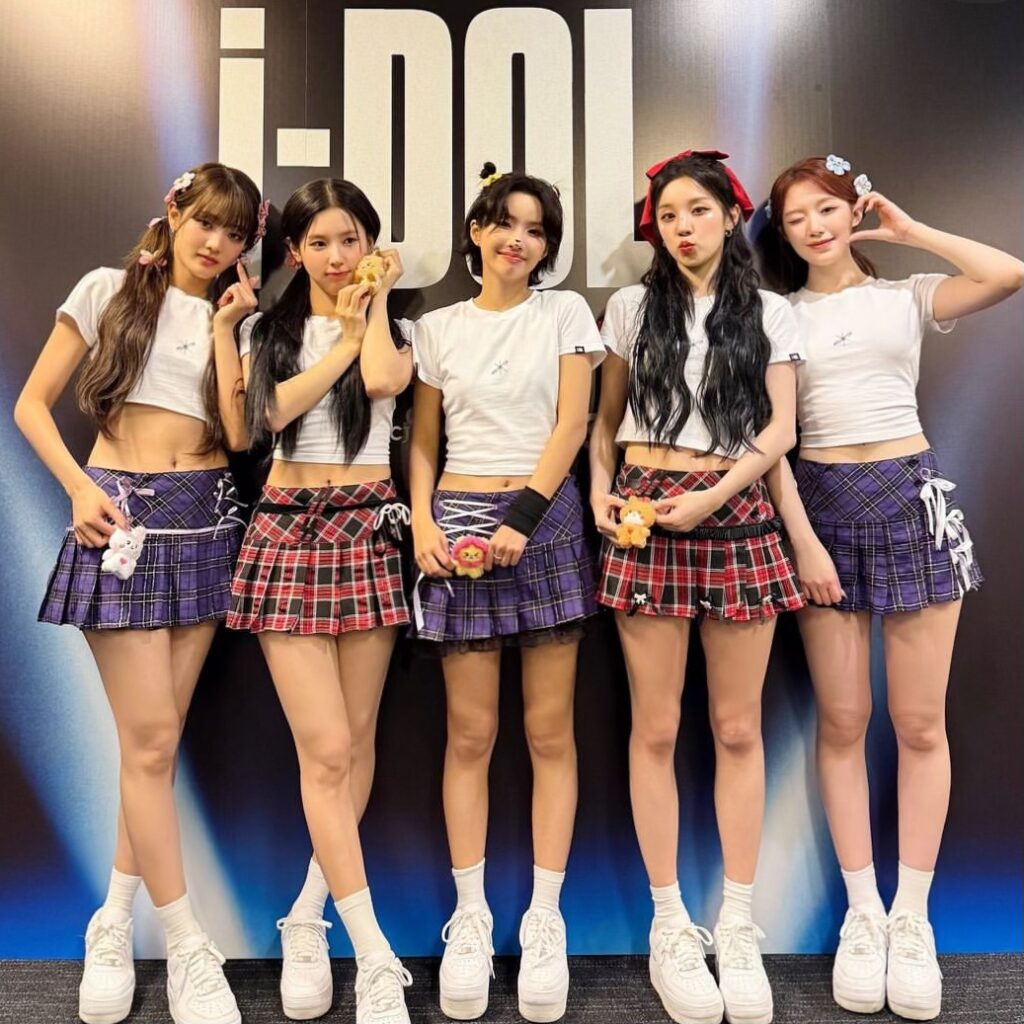 【活動名はまさかの“へそ”！？】衝撃的なグループ名になる予定だったK-POPアイドル5選 (G)I-DLE