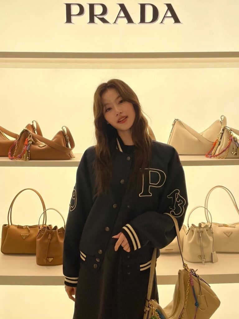 【自分へのご褒美に♡】クリスマスにGETしたい！K-POPアイドルが着用する“ハイブランド”5選 FENDI