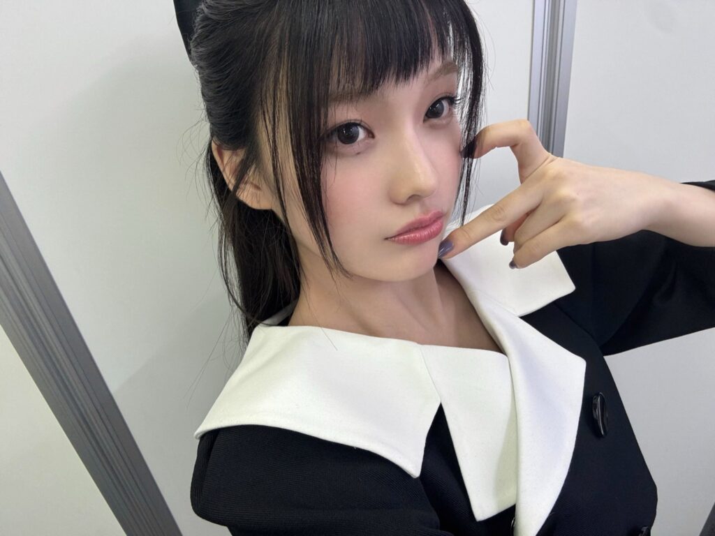 【“パクり”の批判を浴び続けて…?】ILLITがファンの前で大号泣・・・ 3 【“パクり”の批判を浴び続けて…?】ILLITがファンの前で大号泣・・・ ILLIT