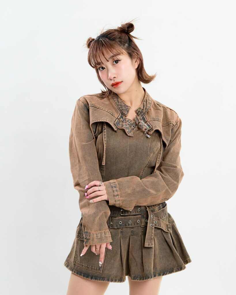 TWICEモモの実姉がダンスサバイバル番組に参加「妹が宣伝するのはズルくない…?」 2 TWICEモモの実姉がダンスサバイバル番組に参加「妹が宣伝するのはズルくない…?」 K-POP