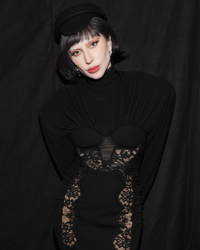 レディー・ガガが「口パク絶対NG」発言…過去に共演したBLACKPINKへの皮肉？ BLACKPINK