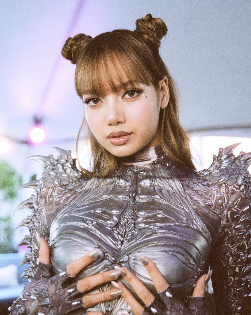 あの大物K-POPアイドル、“あまりにも過激なダンス”に賛否の声が・・・ BLACKPINK